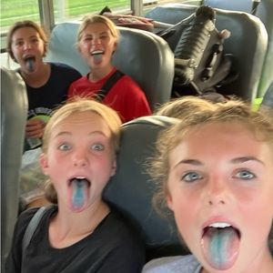 Meet your Posher, Landry